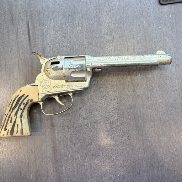 Lot of 2 VTG Cap Gun FANNER 50 GUN Shootin' Shell .45 Leather Holster MATTEL USA - Picture 12 of 16